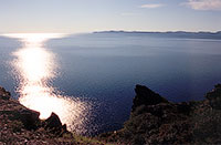 Озеро Байкал.  Вид с мыса Арал. Западное побережье.