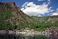 Mouth of the river Ledyanaya.