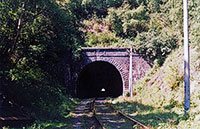 Кругобайкальская железная дорога, самый длинный тоннель на КБЖД — Половинный.