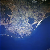 Космический снимок дельты Селенги.