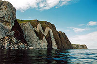 Скалы на острове Ольхон